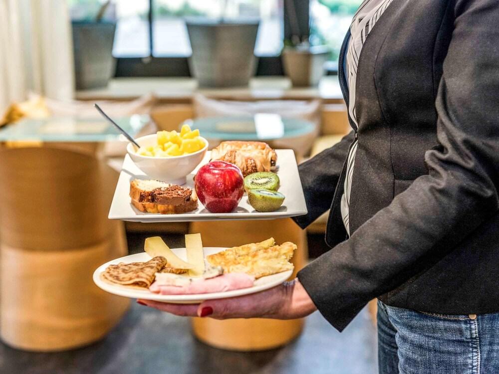 巴黎克雷泰伊宜必思酒店 外观 照片